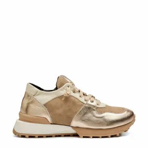 Women's Ruffle Suede Sneakers In Vanilla