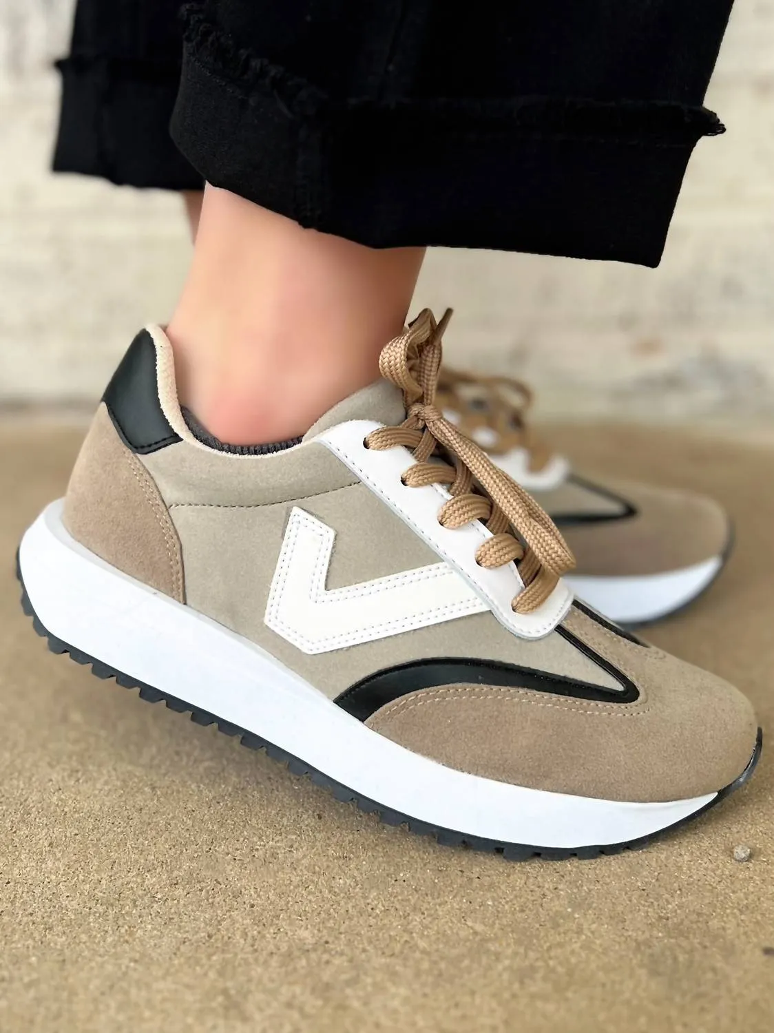 Women's She's An Ace Sneakers In Tan