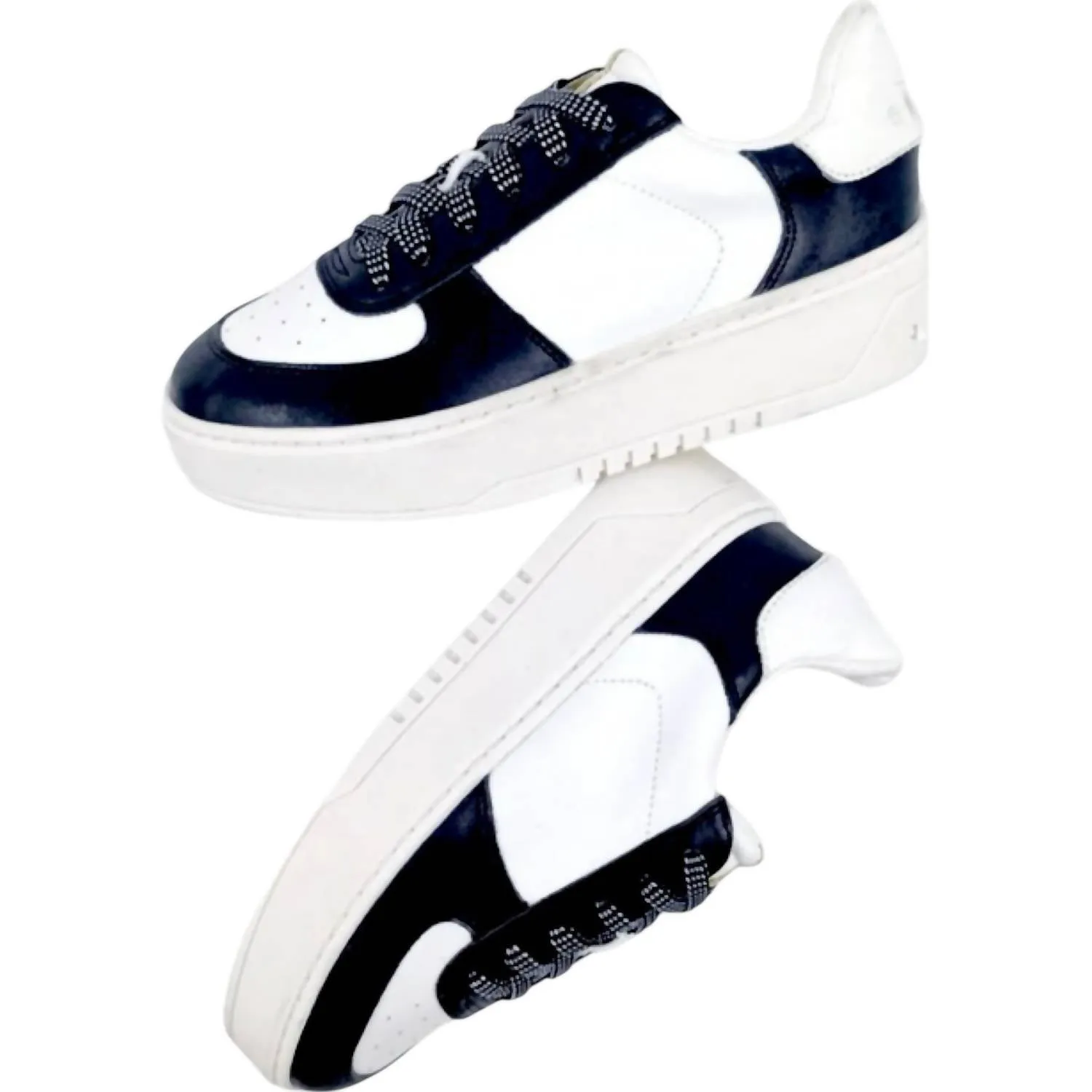 Women's Shirley Sneaker In White/black