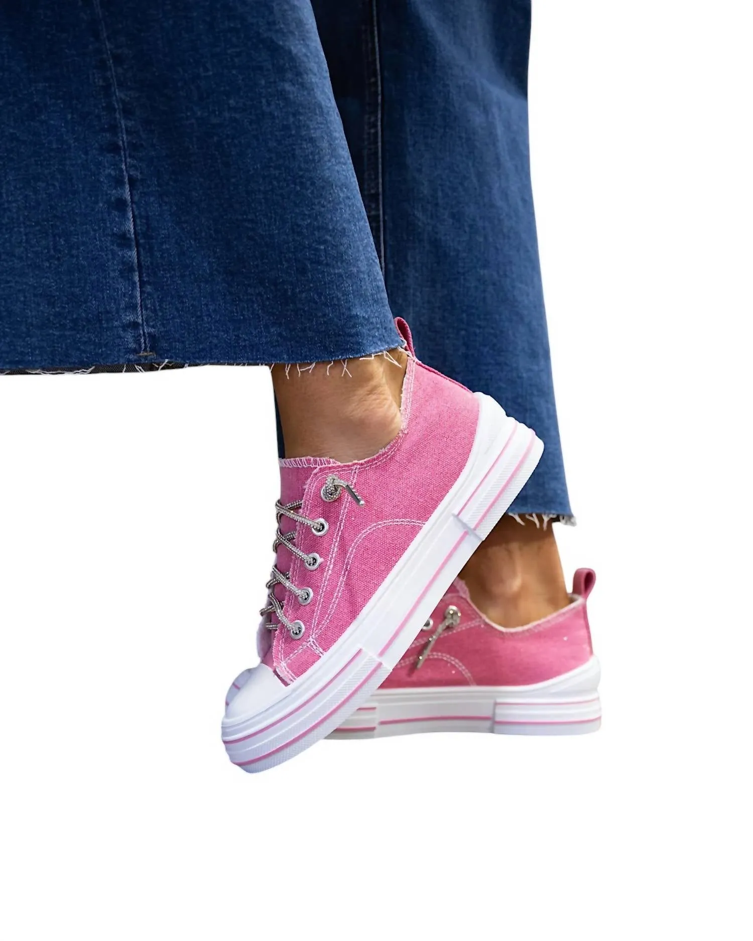Women's Slip-On Sneakers With Sparkle Laces In Pink Glitter