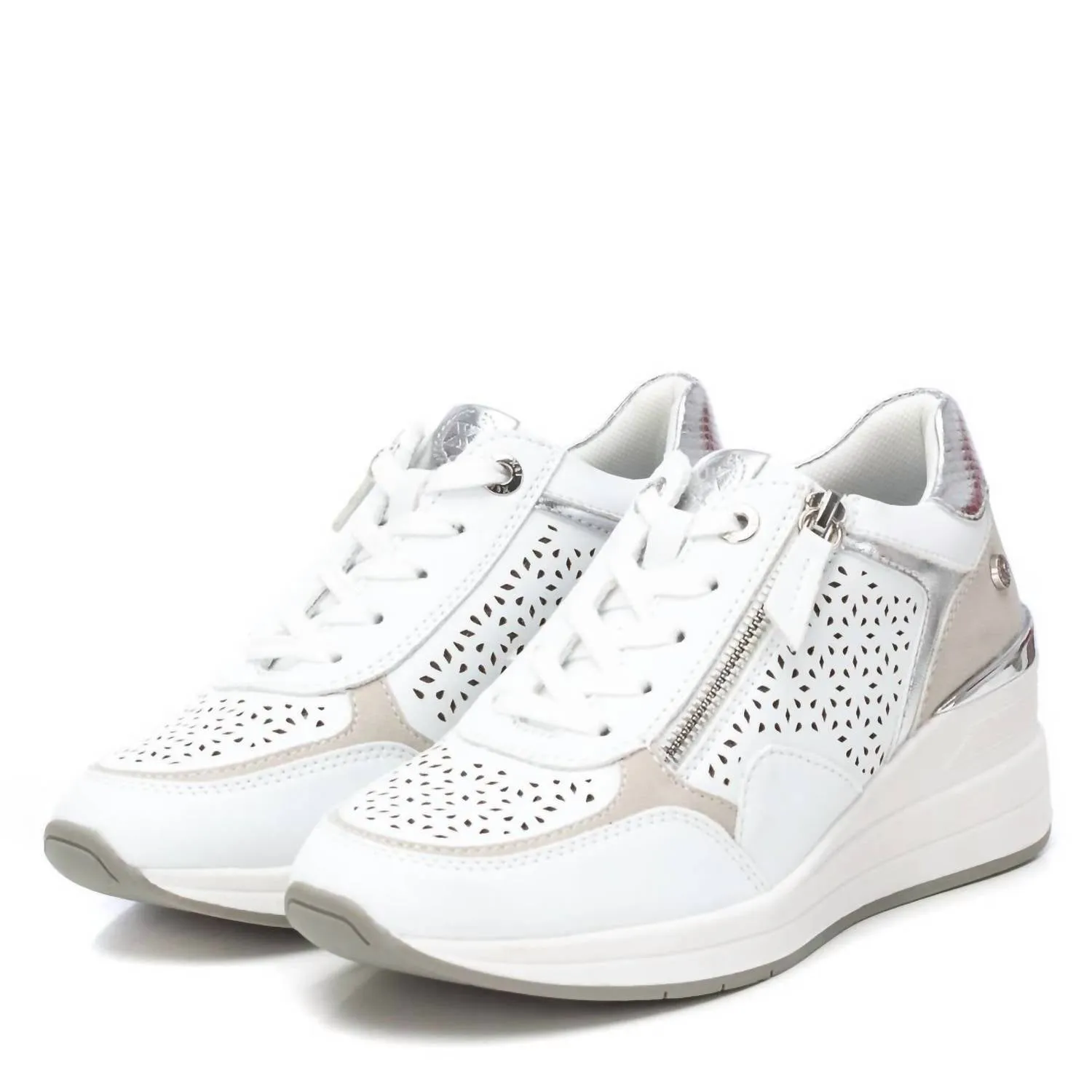 Women's Sneakers In White