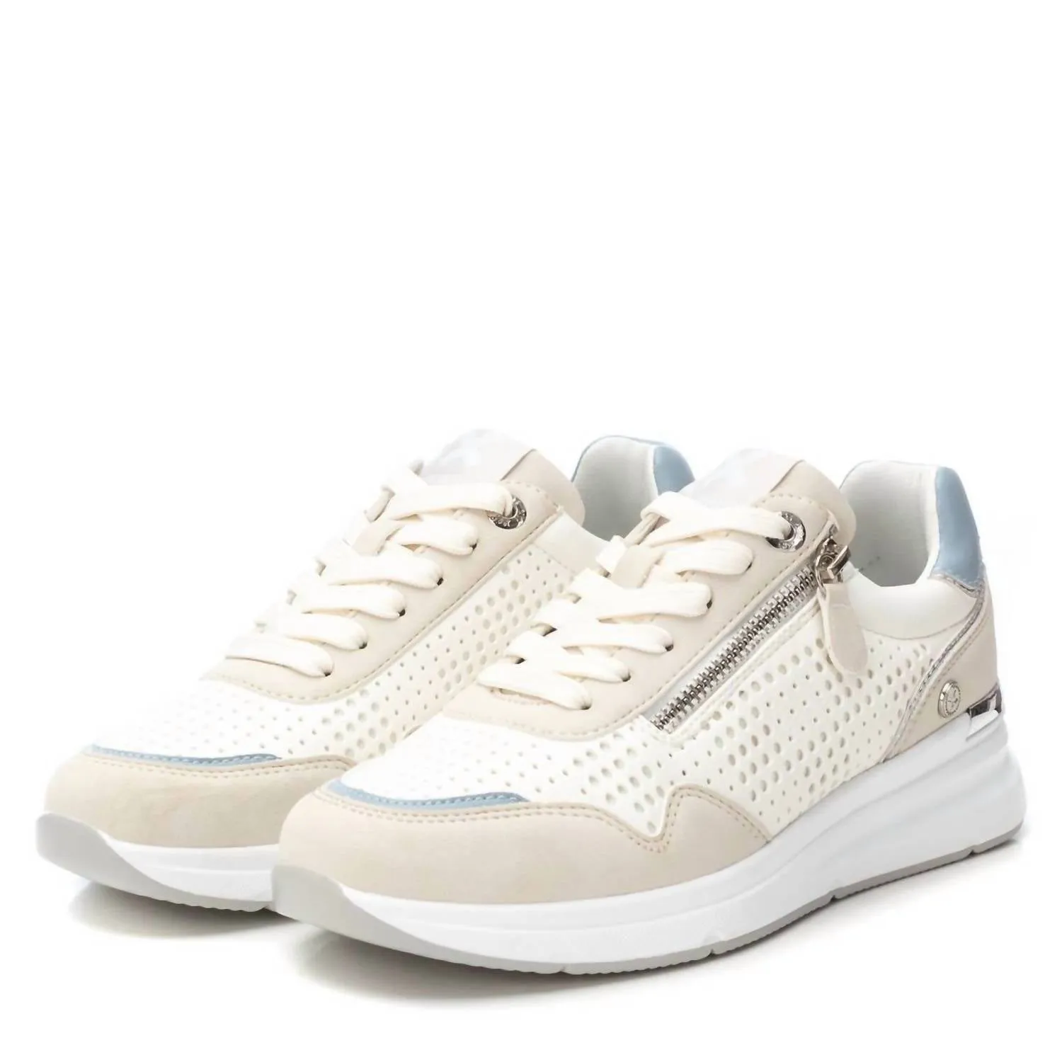 Women's Sneakers In White