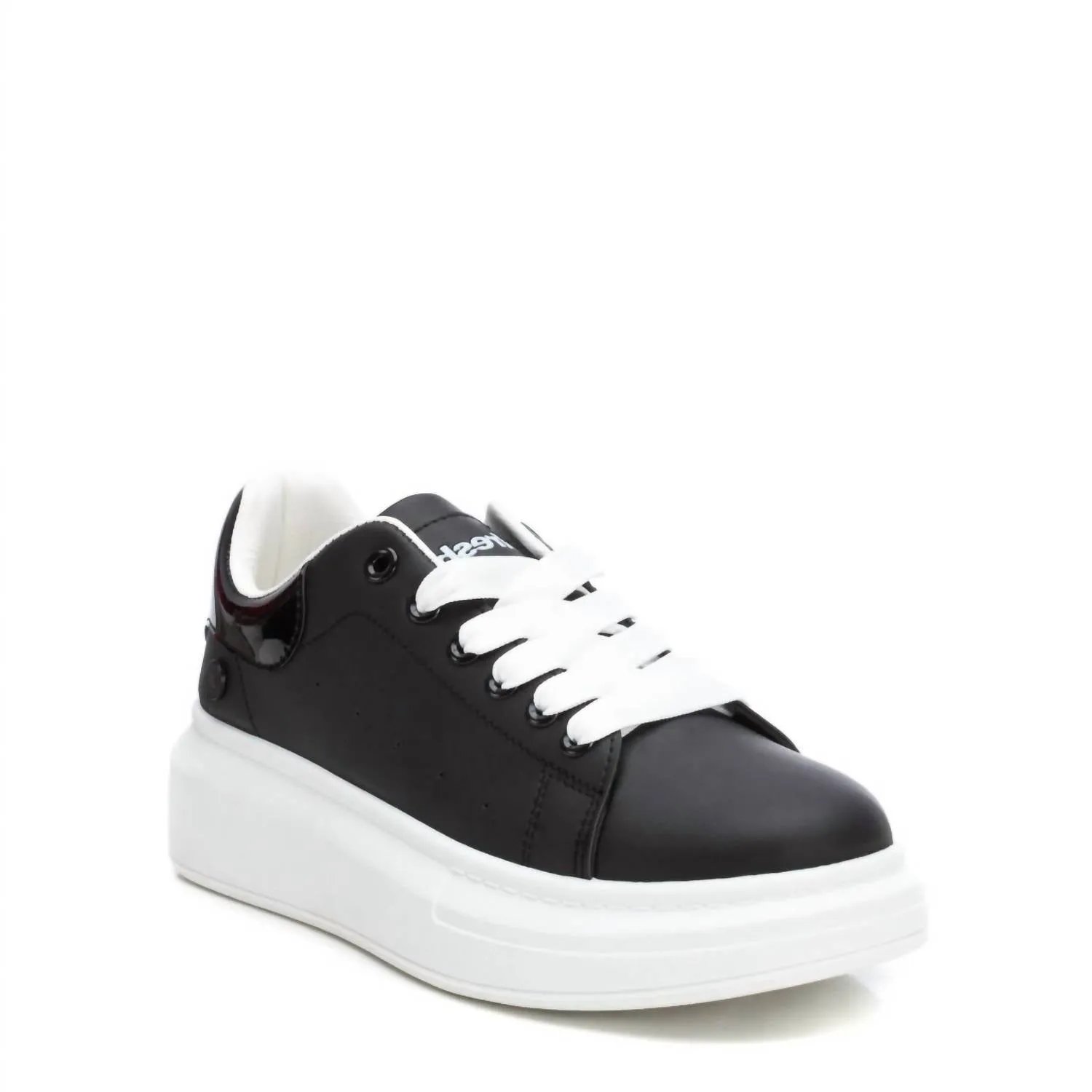 Women's Trainer Sneakers In Black
