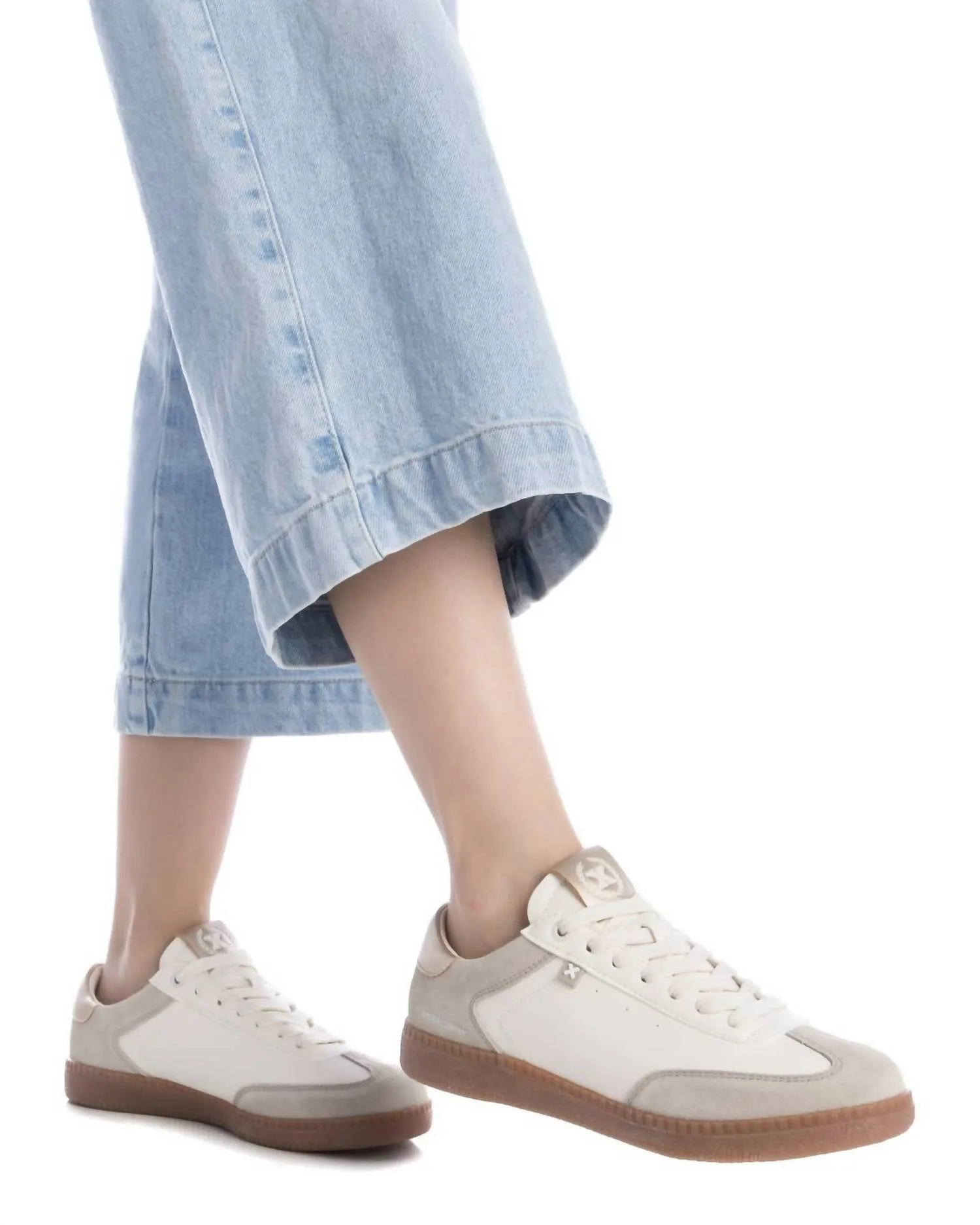 Women's Trainer Sneakers In Gold