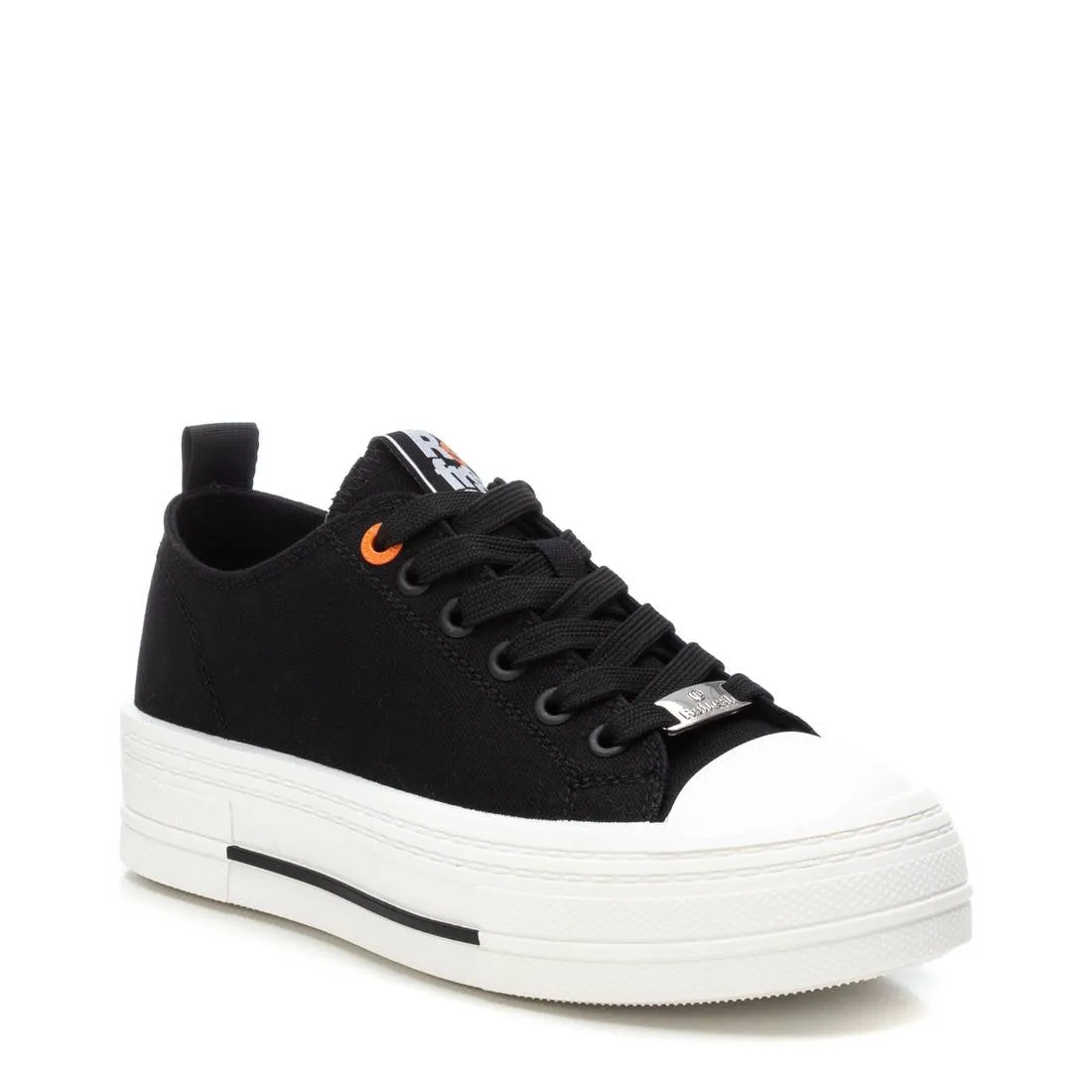 Women's Urban Style Canvas Platform Sneakers Refresh By Xti