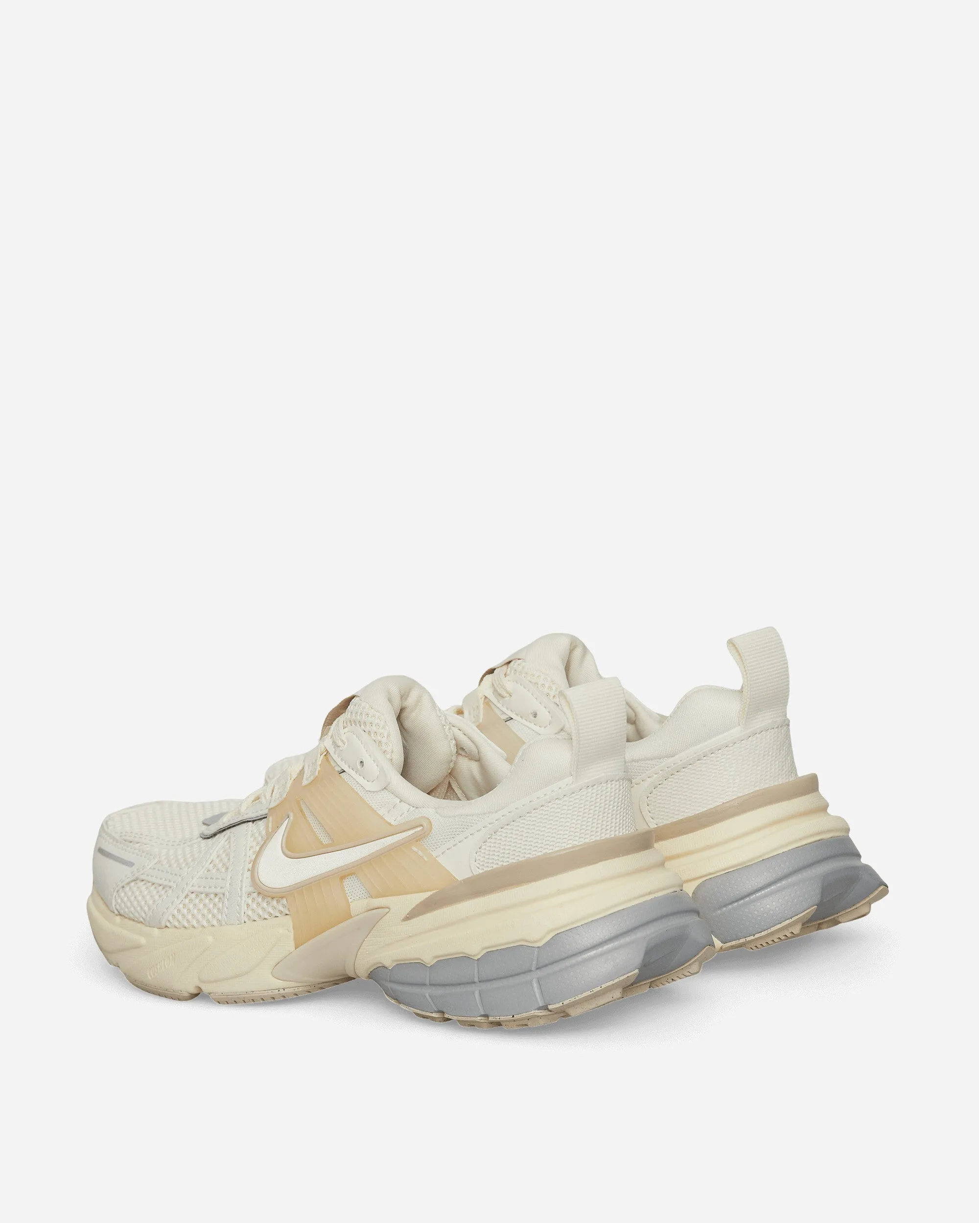 Women's V2K Run Sneakers Pale Ivory / Coconut Milk