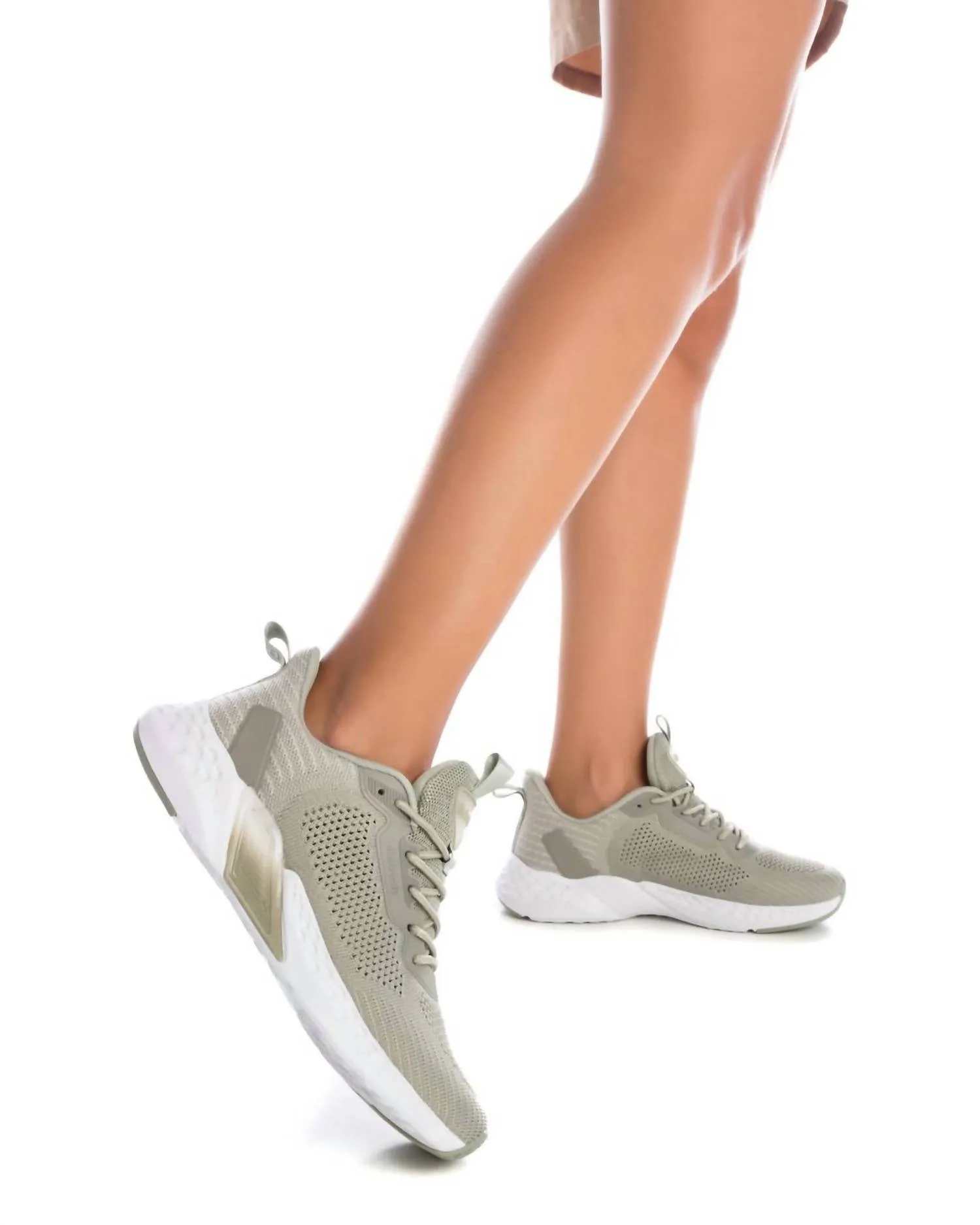 Women's Walking Sneakers In Kakhi