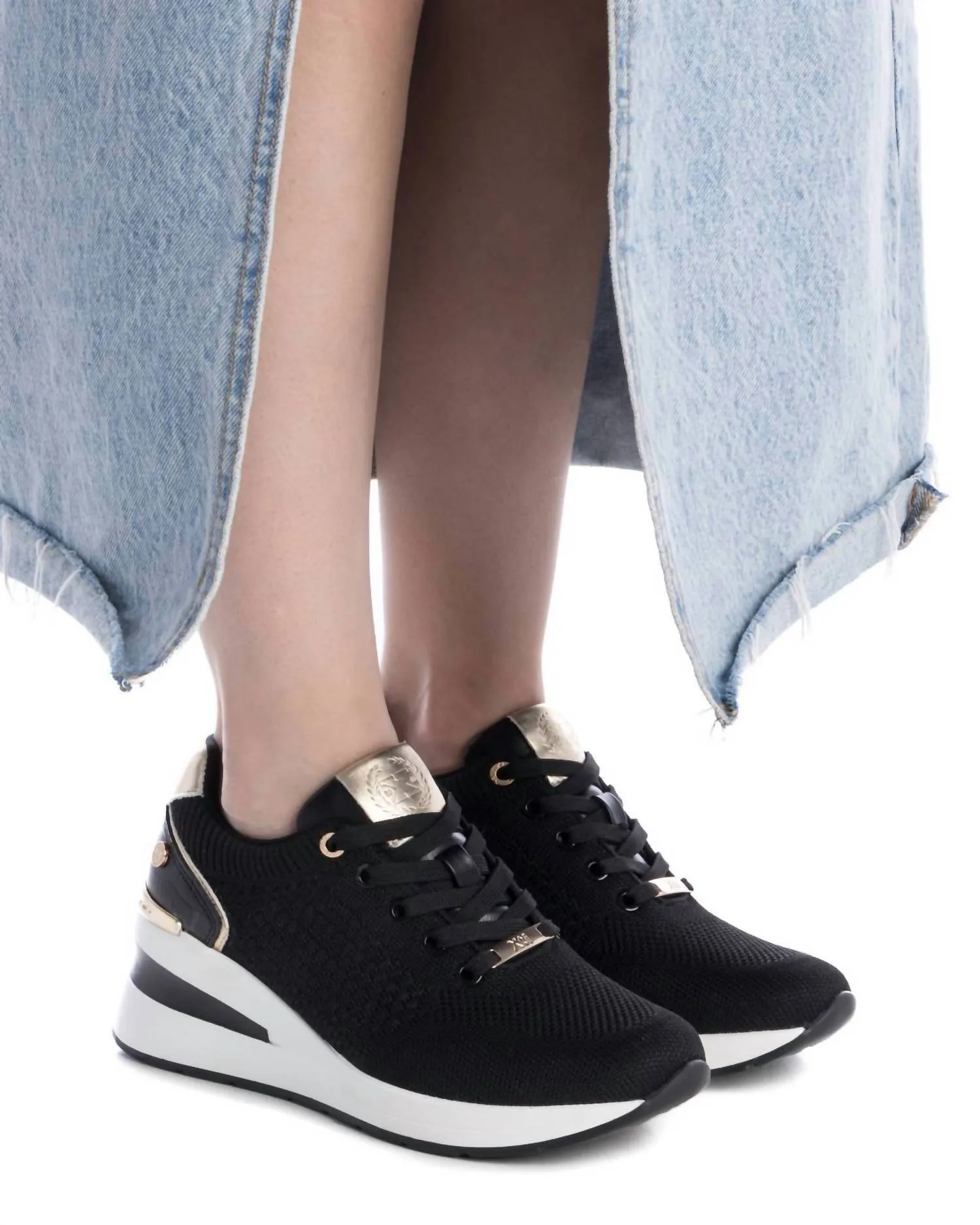 Women's Wedge Comfort Sneakers In Black