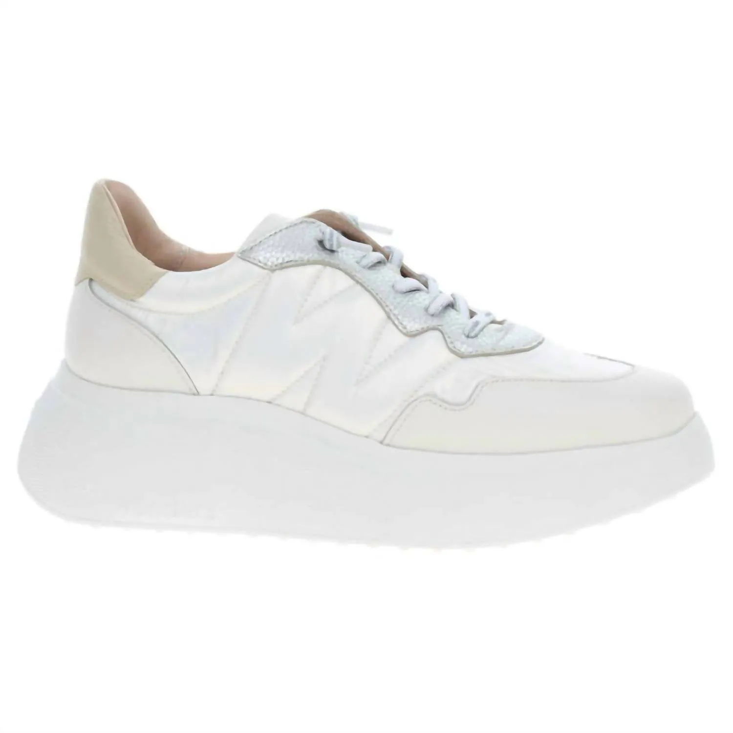 Women's Wild V Off Nessa Blanco Sneakers In White