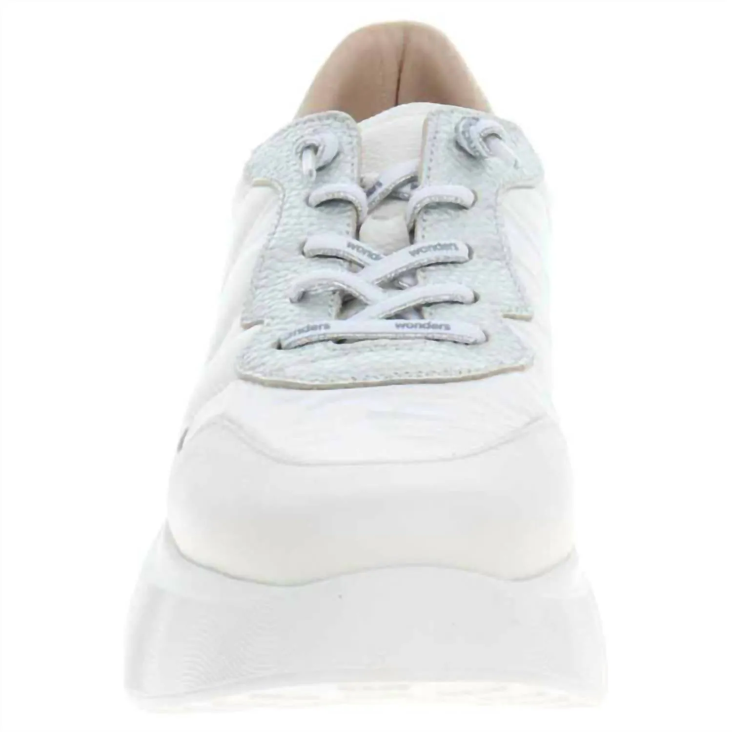Women's Wild V Off Nessa Blanco Sneakers In White