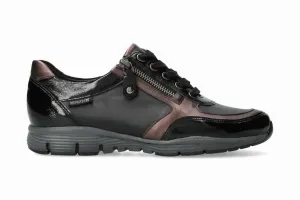 Women's Ylona Sneaker In Black Patent