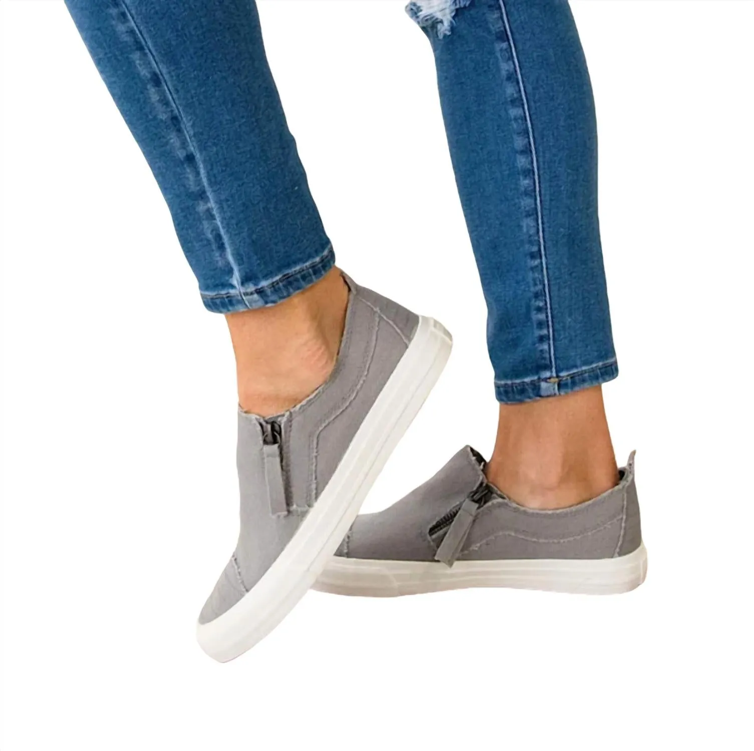 Women's Zippy Sneakers In Grey