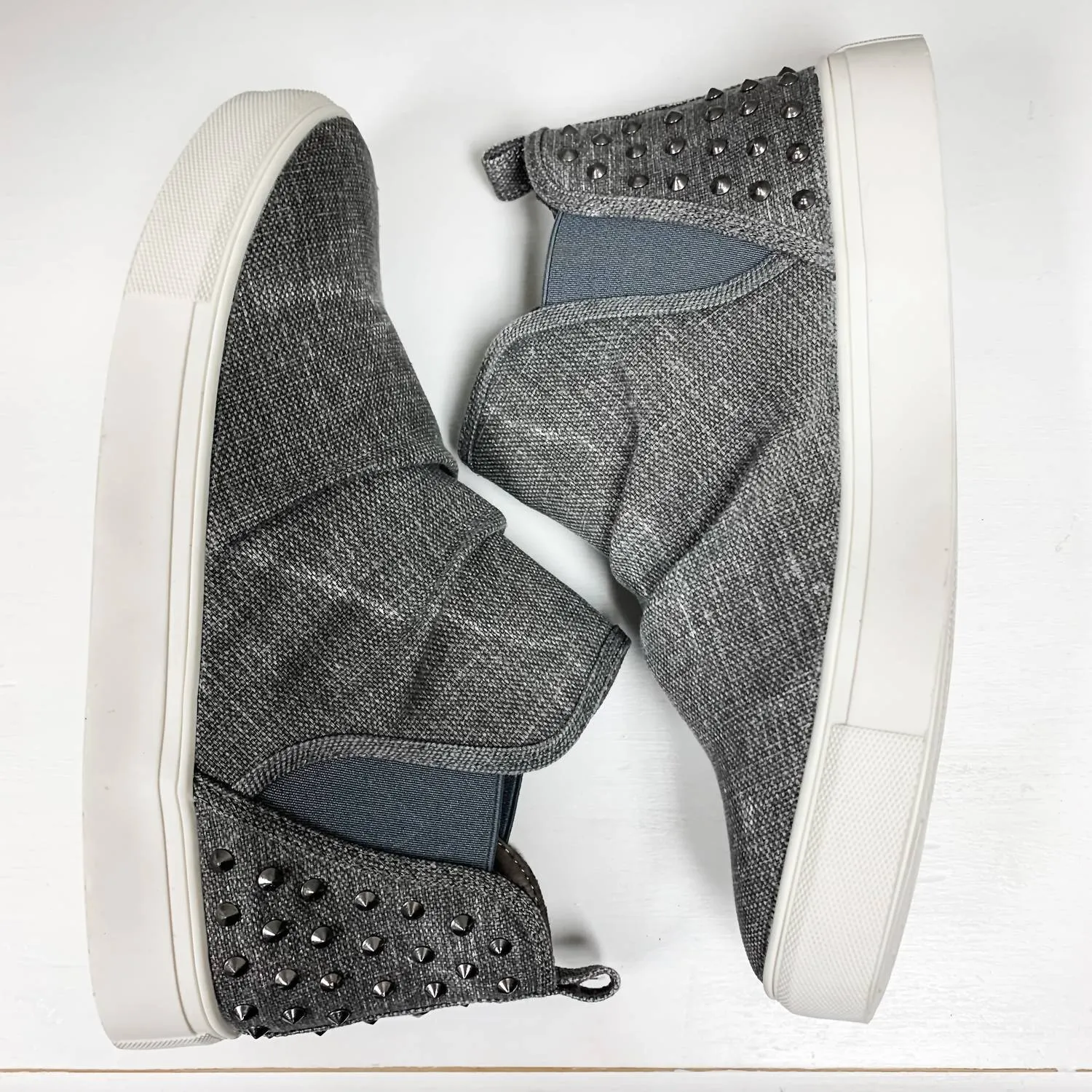 Zoey Women's Slip On Shoes In Grey