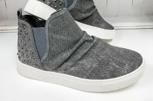 Zoey Women's Slip On Shoes In Grey